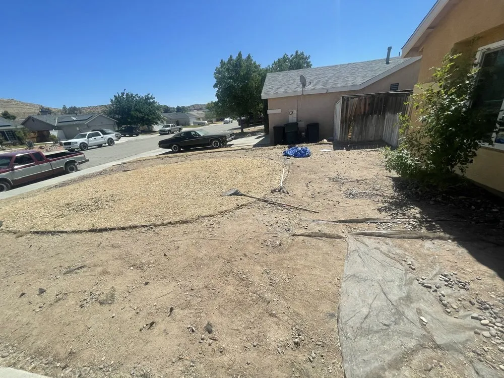 Custom lawn mowing service in Mojave, CA - Reyes Landscape