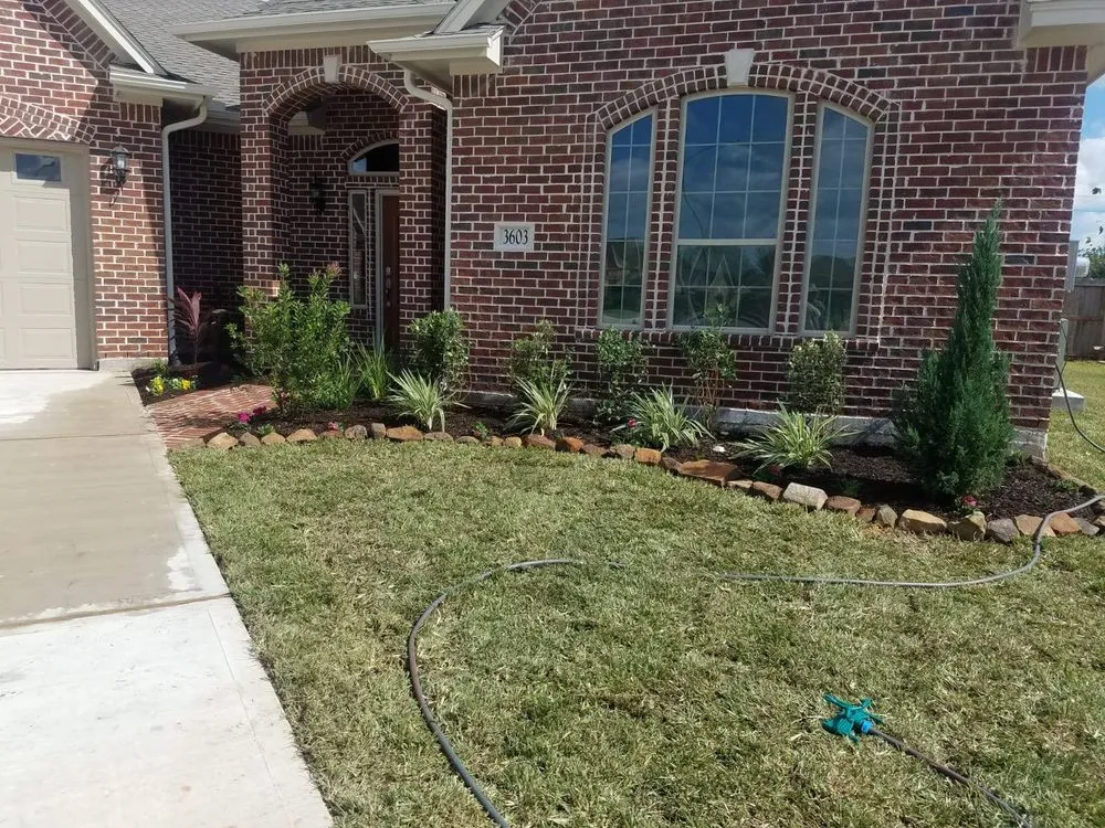 Reliable garden landscaping experts serving Highlands, TX - Reyes Landscaping & Design