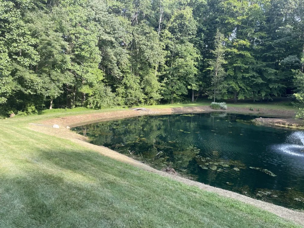 Trusted outdoor landscaping with custom design across Falls Church, VA - Reyes Landscaping & Lawn