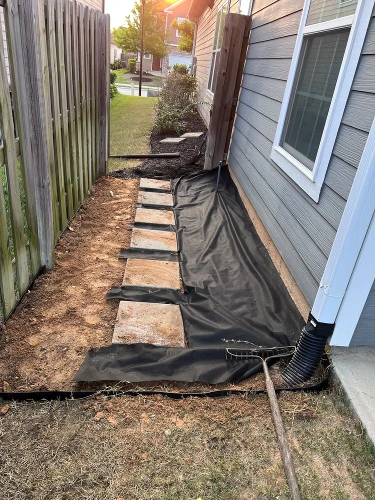 Affordable yard maintenance in Grovetown, GA by Reyes Landscaping