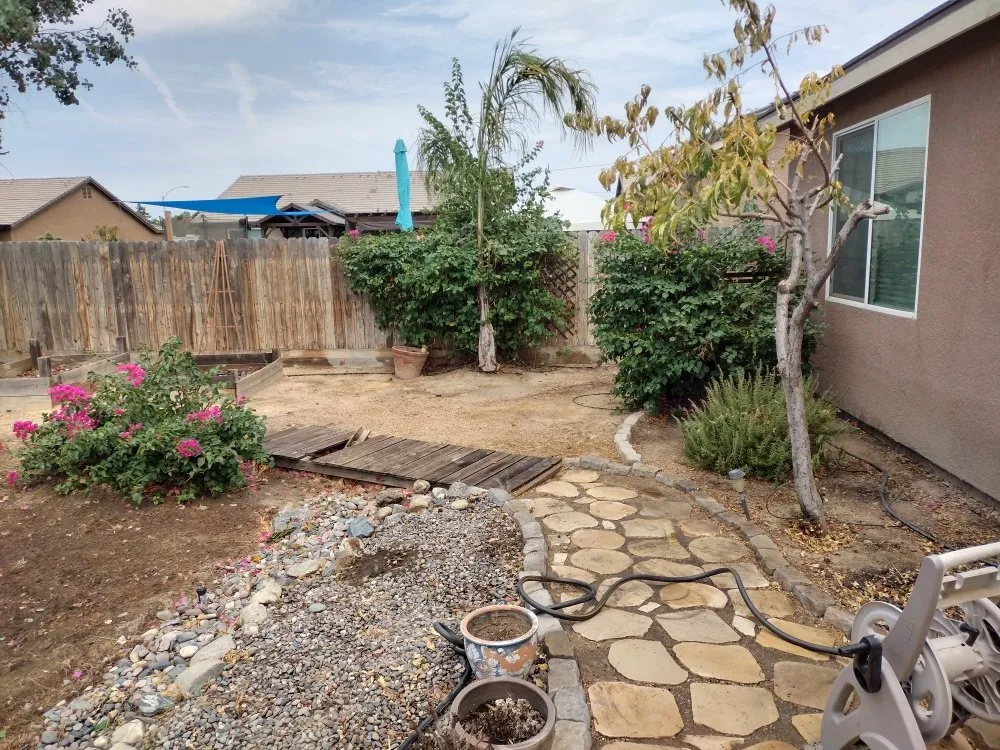 Reliable residential landscaping near you across Hanford, CA - Reyes landscaping