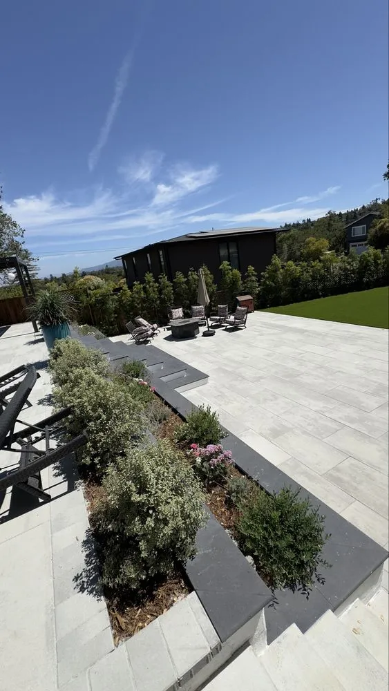 Local yard maintenance in Redwood City, CA by Reyes Landscaping