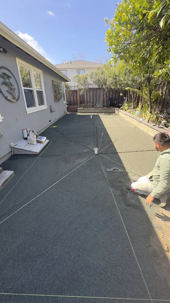 Custom yard maintenance for year-round maintenance across Redwood City, CA - Reyes Landscaping