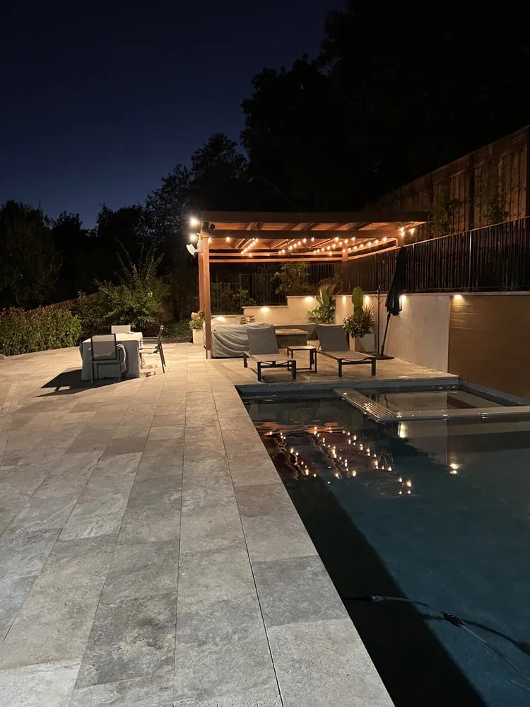 Top-rated residential landscaping in Redwood City, CA by Reyes Landscaping