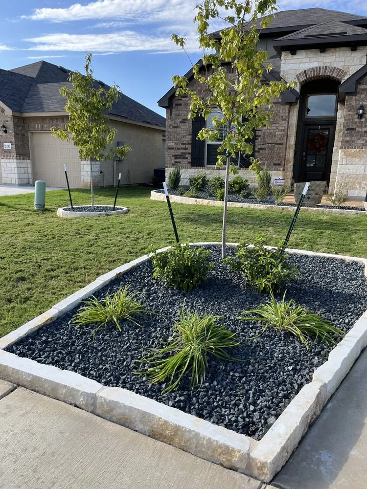 Professional yard cleanup service with custom design in San Antonio, TX by Reyes Landscaping