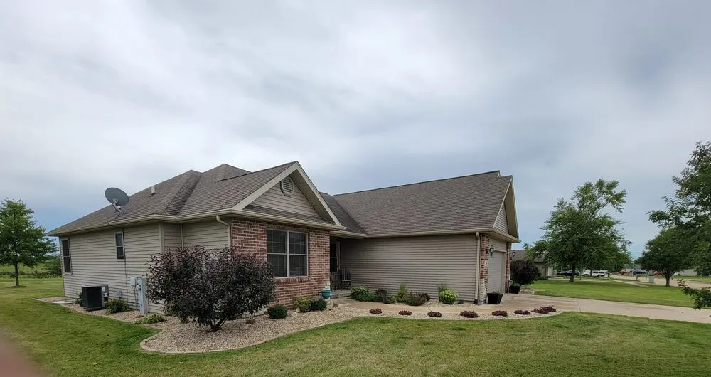 Professional garden landscaping for residential properties across White Rock Township, IL - Reyes Landscaping