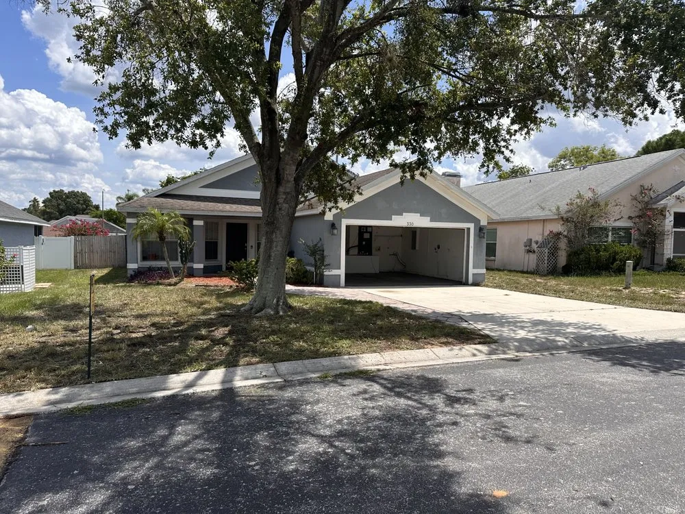 Trusted garden landscaping for beautiful yards in Winter Haven, FL by Reyes Lanscaping