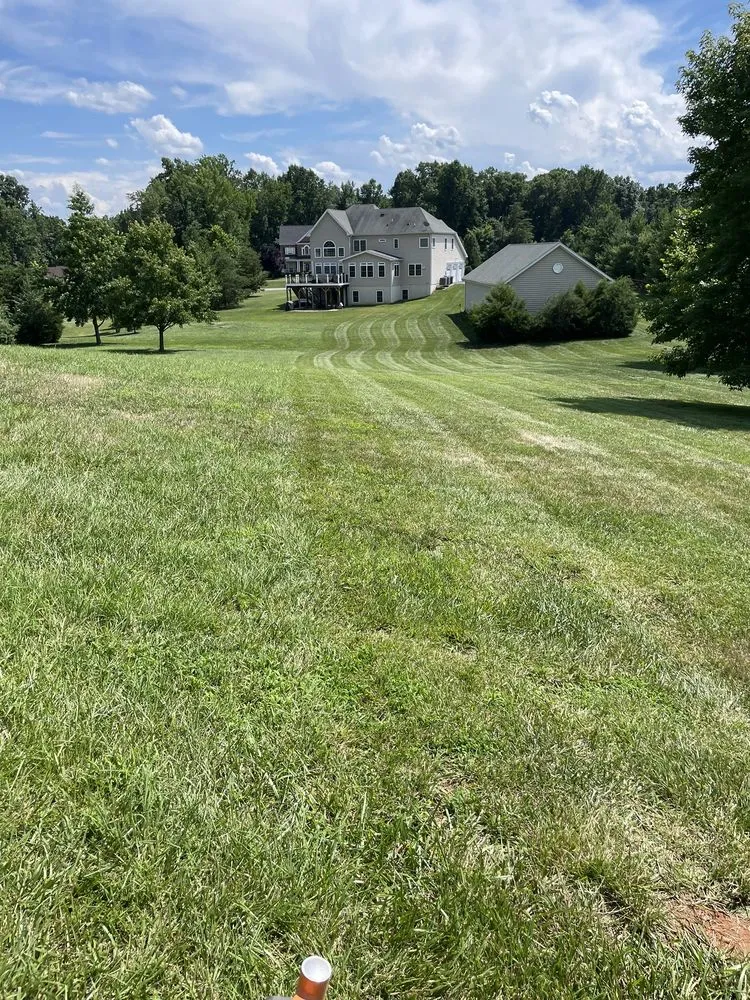 Top-rated residential landscaping for homes across Stafford, VA - Reyes Lawn Maintenance