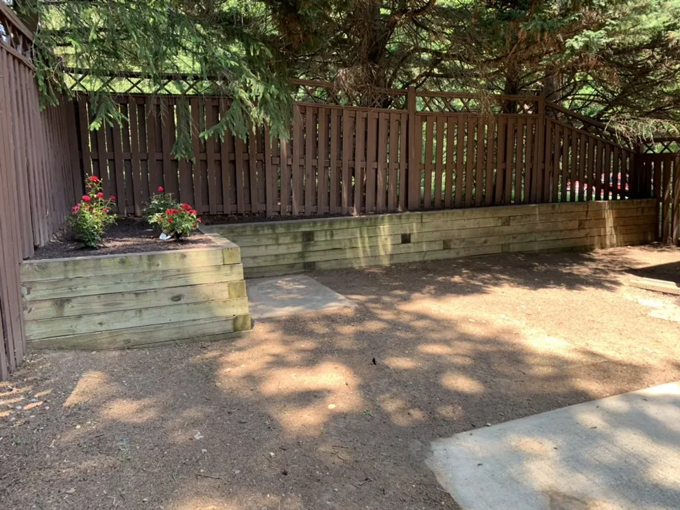 Local yard cleanup service for homes across Alexandria, VA - Reyes Pro Landscaping