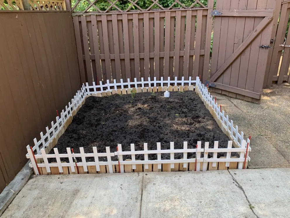 Reliable yard maintenance in Alexandria, VA by Reyes Pro Landscaping