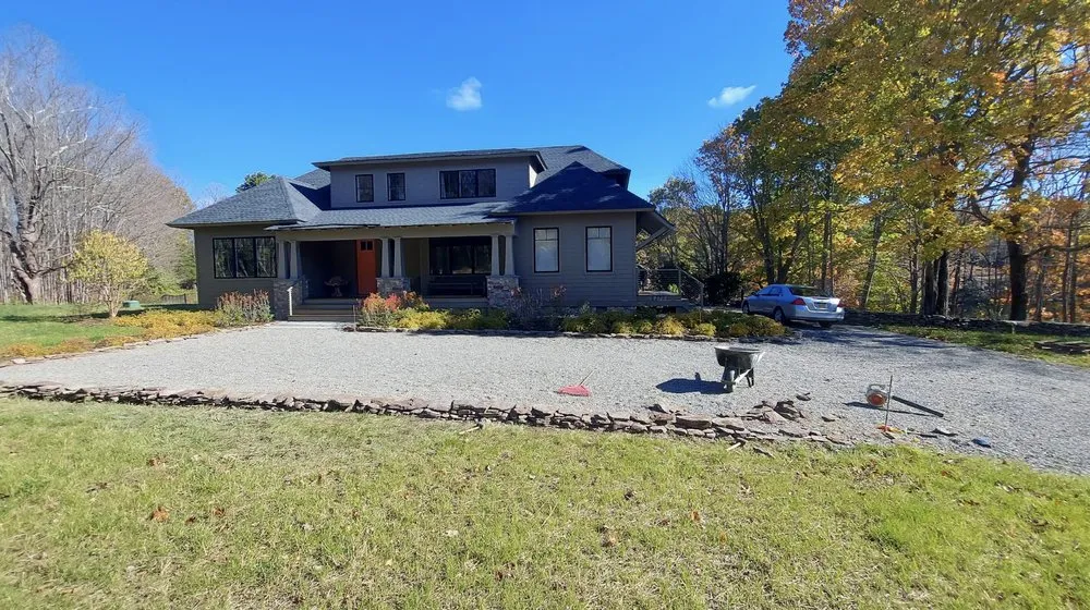 Reliable lawn care service experts serving Red Hook, NY - Reyes Property Maintenance