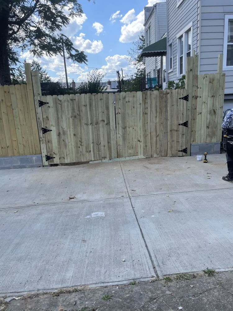 Custom landscaping services in Washington DC, DC by Reyes Solutions