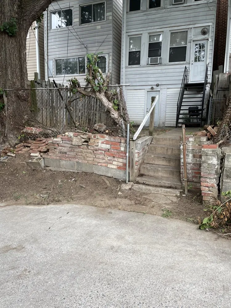 Reliable lawn care service experts serving Washington DC, DC - Reyes Solutions