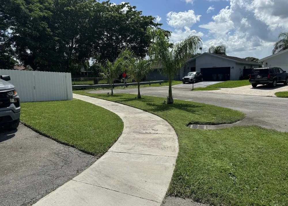 Reliable landscaping services in Tampa, FL - REYES The Landscaper