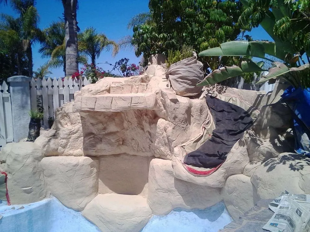 Expert garden landscaping experts serving El Cajon, CA - Reyes Waterfalls