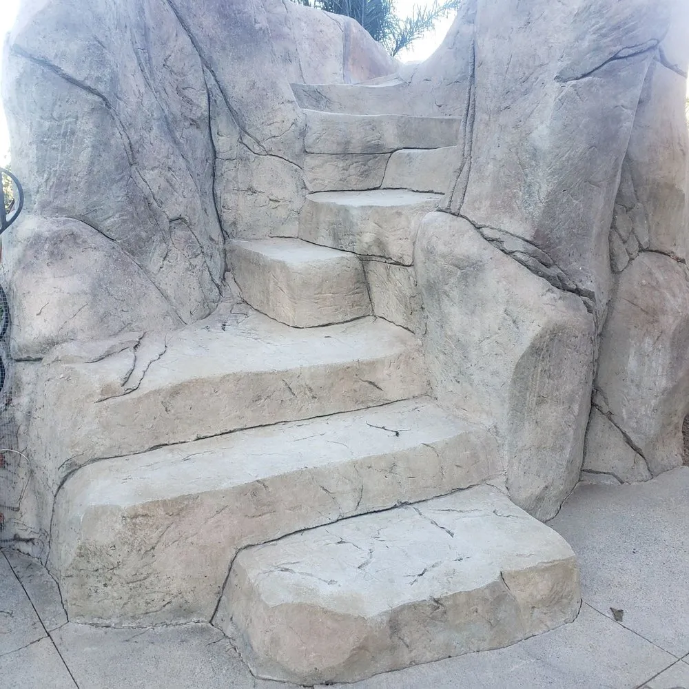 Custom lawn care service in El Cajon, CA by Reyes Waterfalls