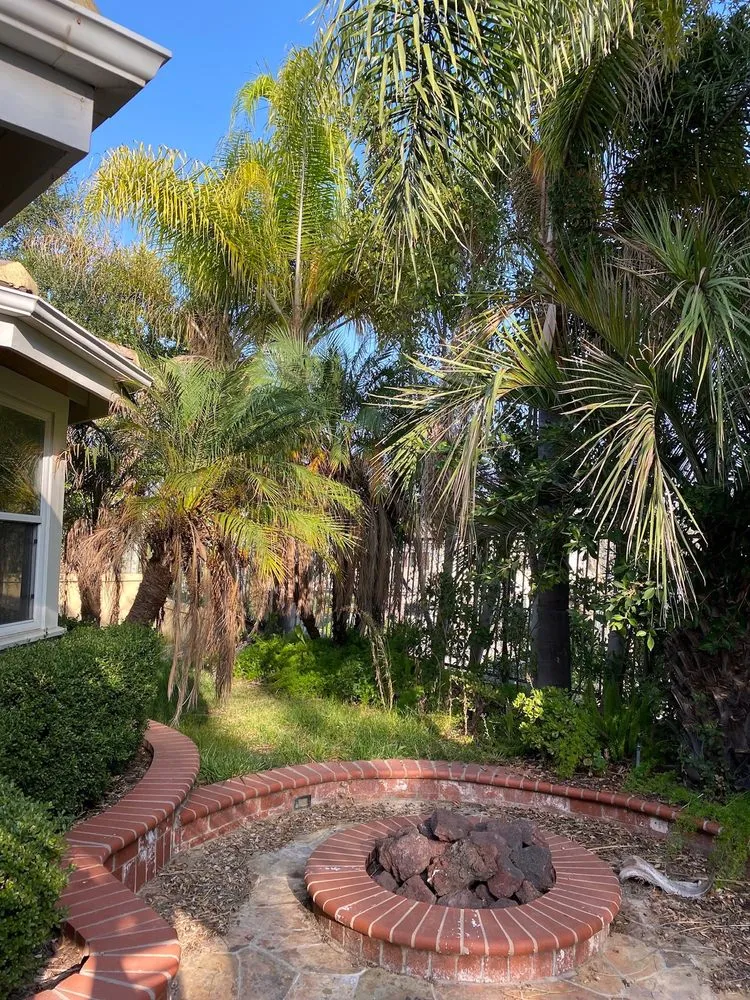 Custom outdoor landscaping in La Habra, CA - Reynaldo Landscape Inc.