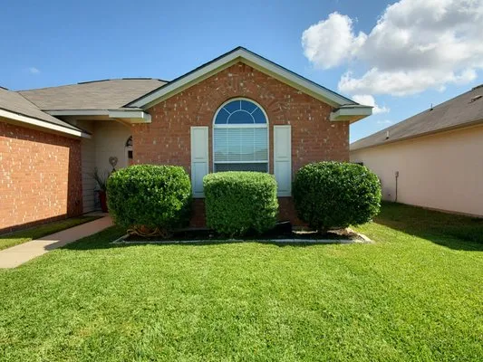 Reynolds Landscape and Irrigation Logo