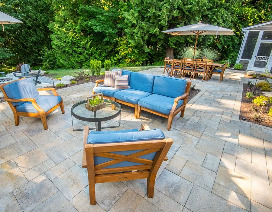 Affordable lawn mowing service in Woodinville, WA - Reynolds Landscape