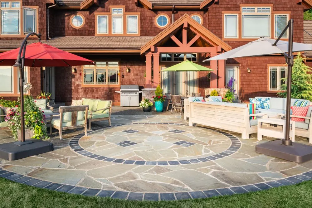 Reliable yard maintenance in Woodinville, WA - Reynolds Landscape