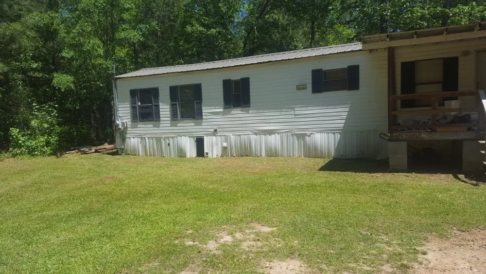 Local residential landscaping for year-round maintenance across Sparta, GA - Reynolds Lawn Care And More