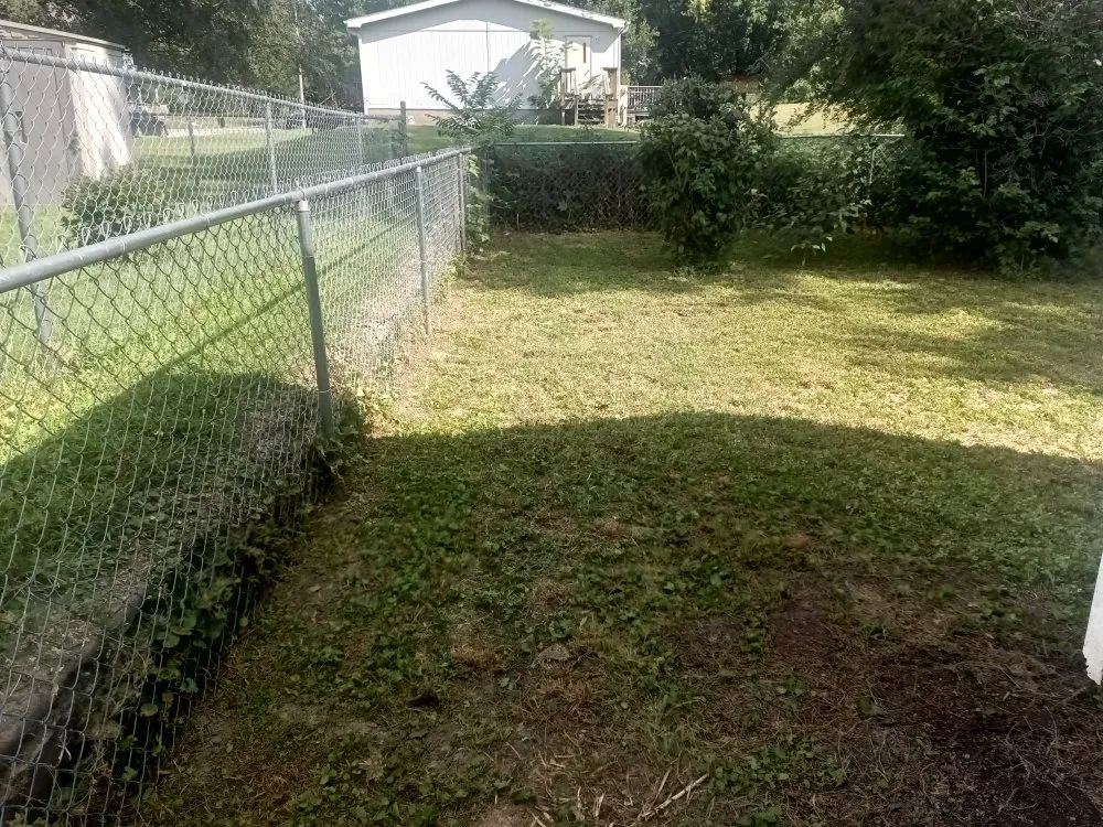 Trusted lawn care service in Saint Joseph, MO - Reynolds Lawn Service