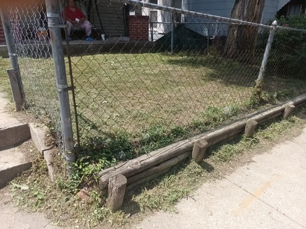 Local lawn mowing service for beautiful yards in Saint Joseph, MO by Reynolds Lawn Service