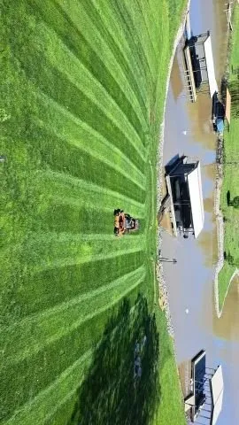 Reliable garden landscaping for residential properties across Cameron, MO - Reynolds Works