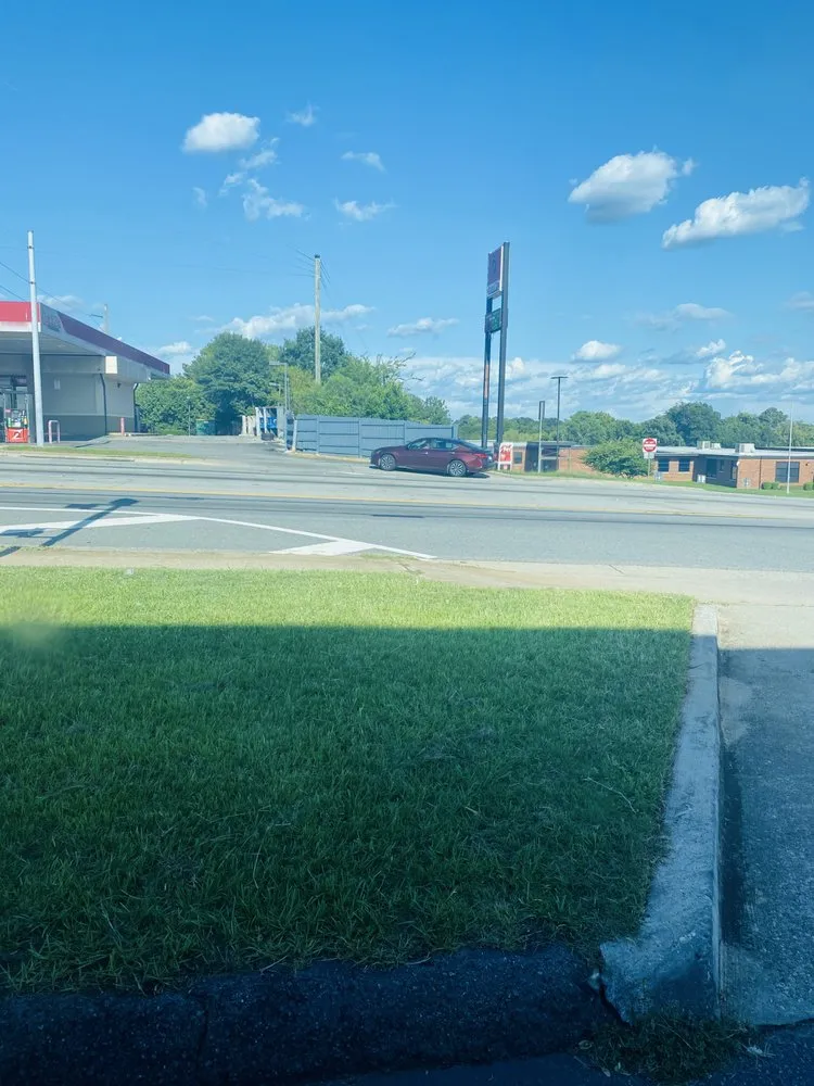 Trusted outdoor landscaping experts serving Macon, GA - Reynoso’s Lawn Care