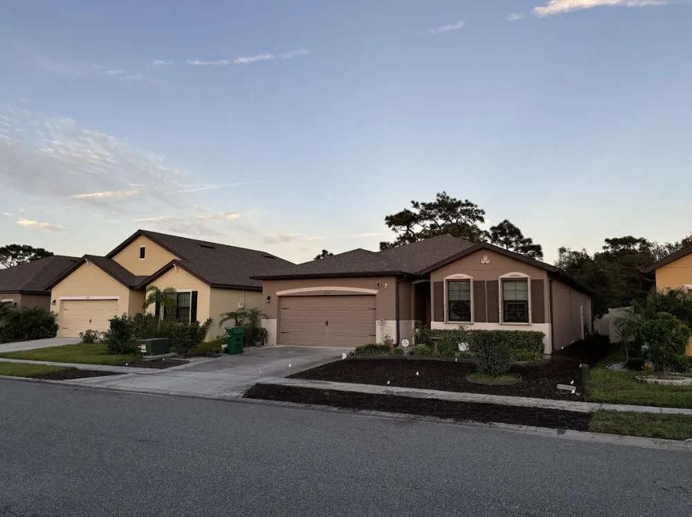 Local lawn care service near you across Fellsmere, FL - Rey’s Lawn & Landscaping