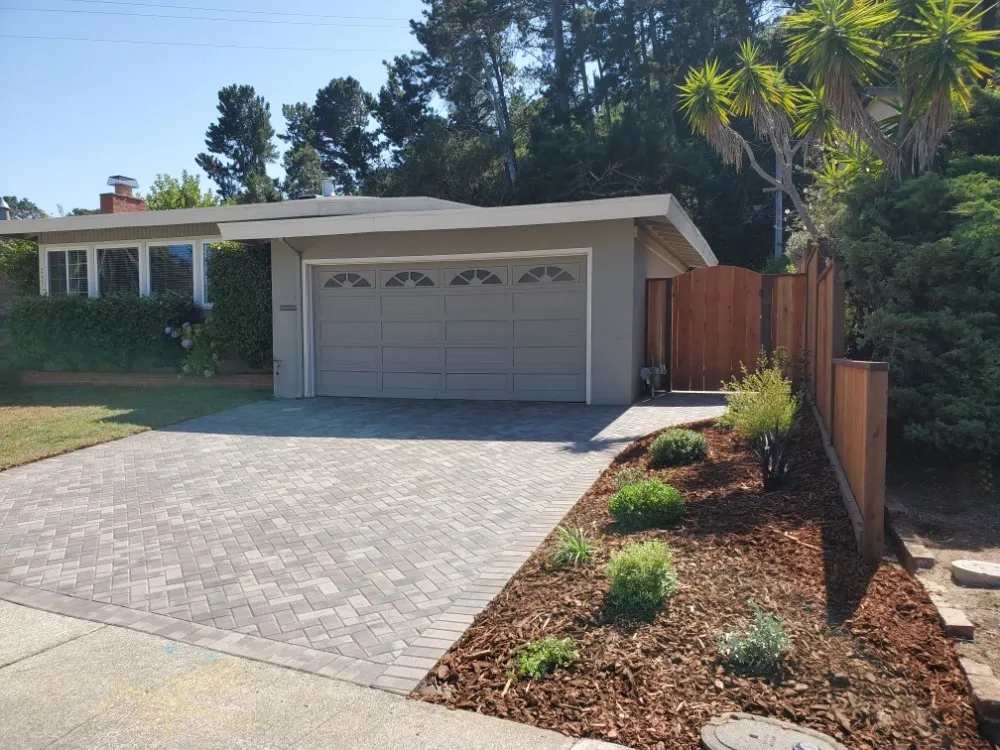 Affordable yard maintenance for beautiful yards in San Bruno, CA by Reyscapes