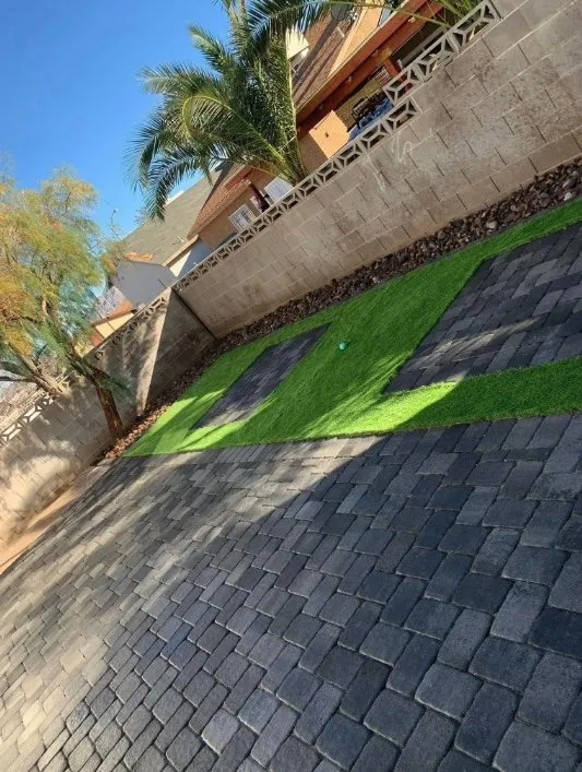 Professional landscaping services experts serving Las Vegas, NV - Reyzo Pavers