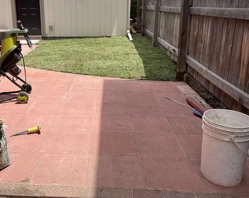 Reza Landscaping Logo