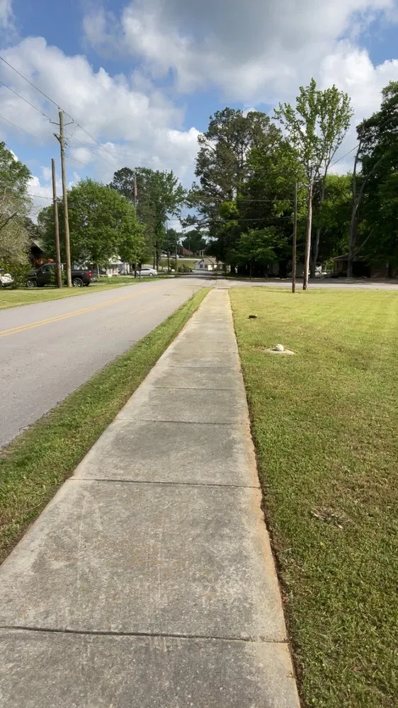 Reliable landscaping services for homes in Crossville, AL by RF Lawn Care