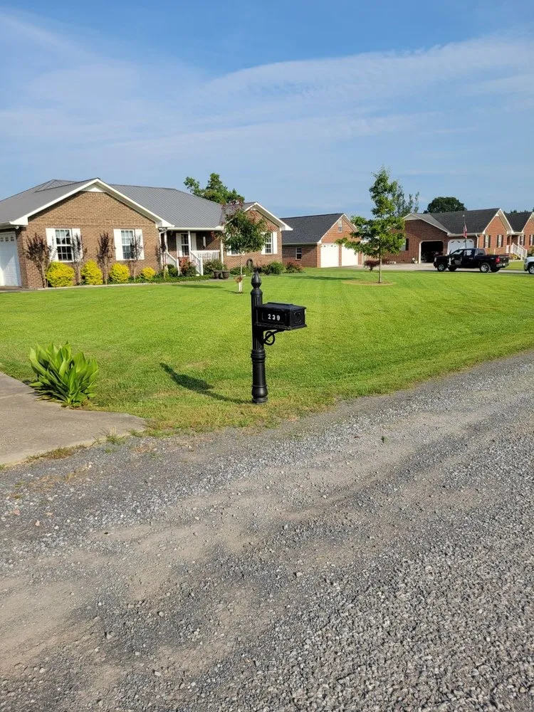 Affordable residential landscaping near you in Crossville, AL by RF Lawn Care