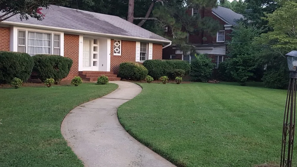 Affordable landscape design experts serving Burlington, NC - RFLO Lawn Care Services