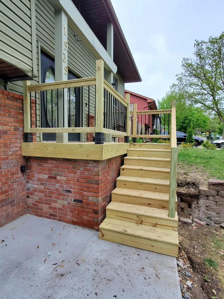 Top-rated yard maintenance in Brooklyn Center, MN by RFP Contracting