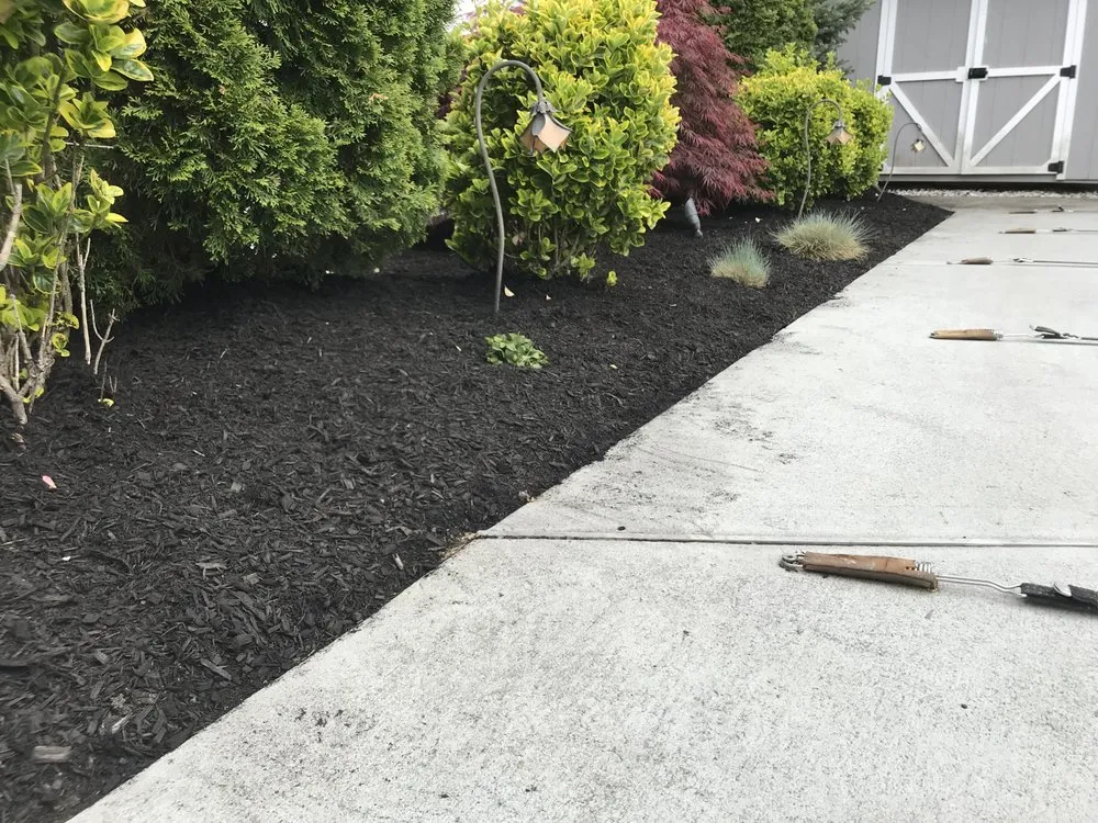Reliable yard maintenance experts serving Pequannock Township, NJ - RFW Services