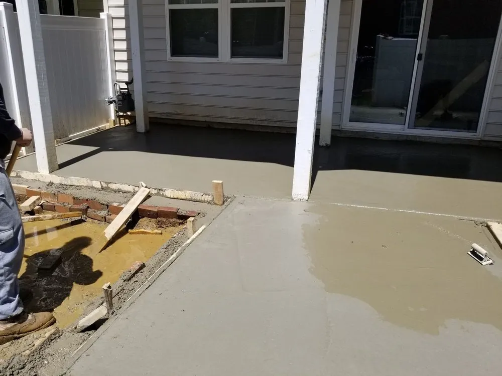 Local garden landscaping in Woodbridge, VA by RG Construction & Landscapes