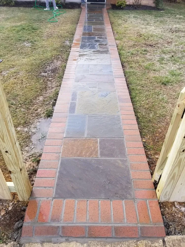 Affordable yard maintenance for beautiful yards across Woodbridge, VA - RG Construction & Landscapes