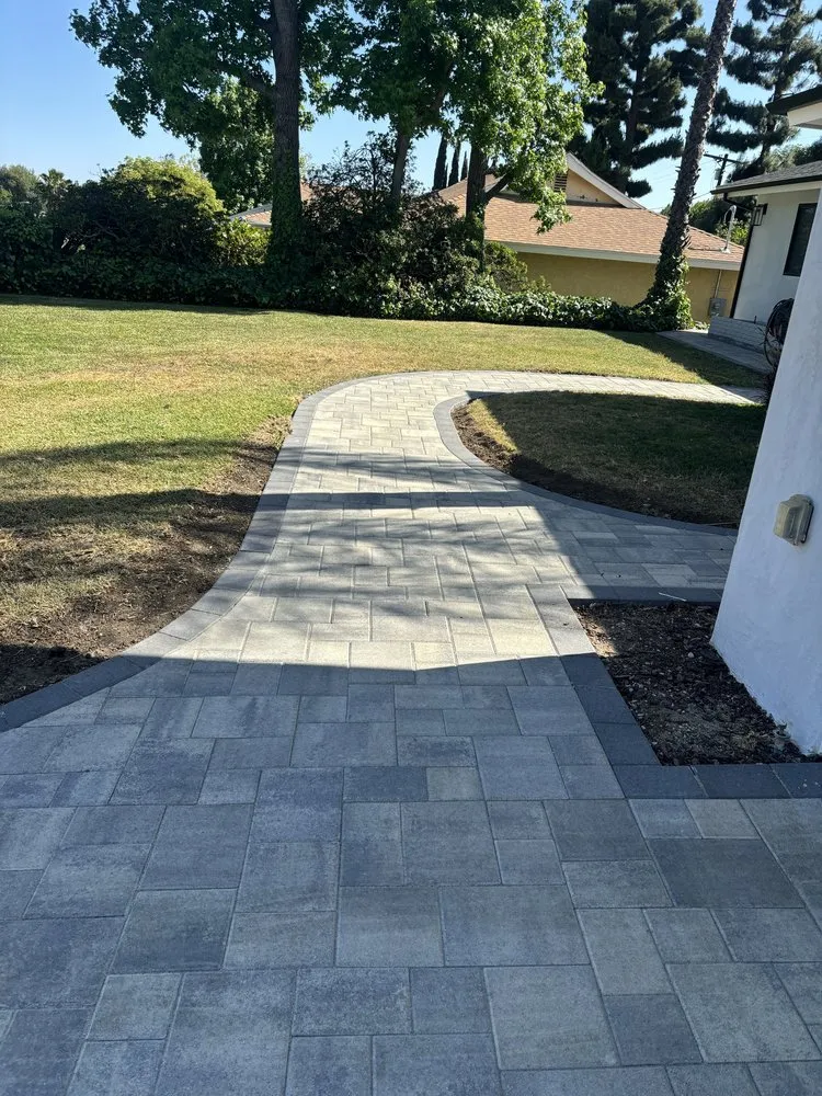 Trusted yard maintenance experts serving La Crescenta, CA - RG Construction