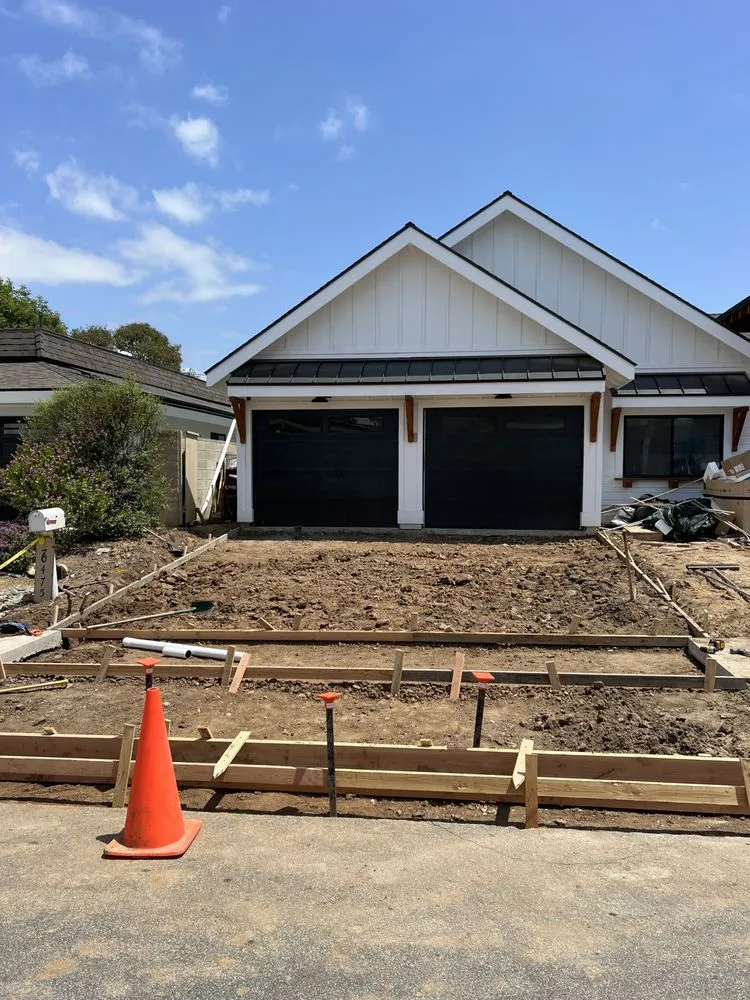 Professional yard maintenance for residential properties across Costa Mesa, CA - RG Landscape