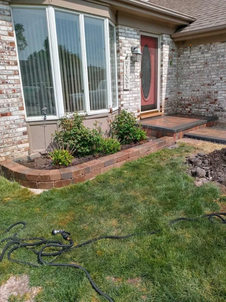 Trusted outdoor landscaping experts serving Mundelein, IL - RG Landscaping & Construction