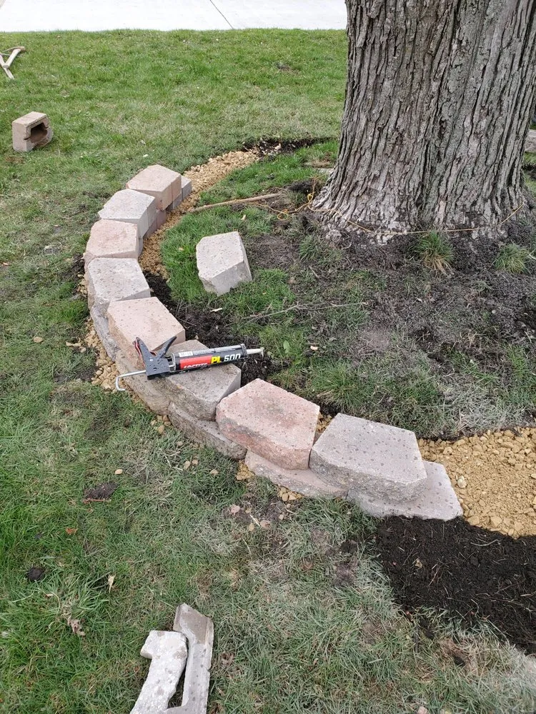 Local landscape installation experts serving Des Plaines, IL - RG Landscaping & Patios Services
