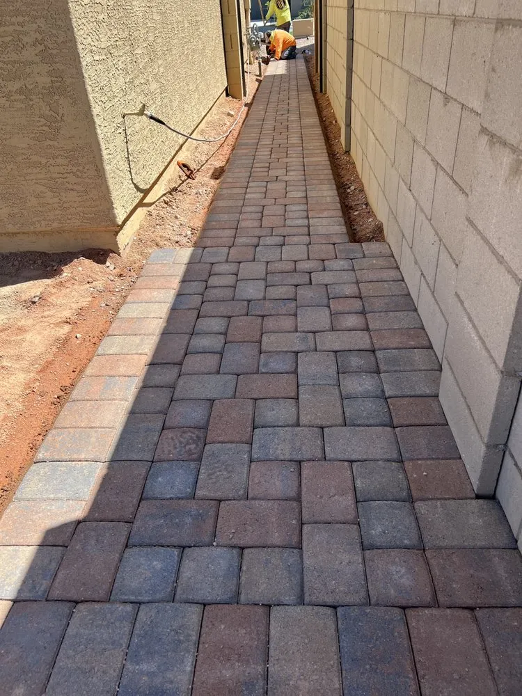 Expert outdoor landscaping experts serving Maricopa, AZ - R.G Landscaping