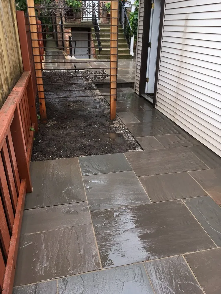 Top-rated outdoor landscaping experts serving Chicago, IL - RG Patios Landscaping