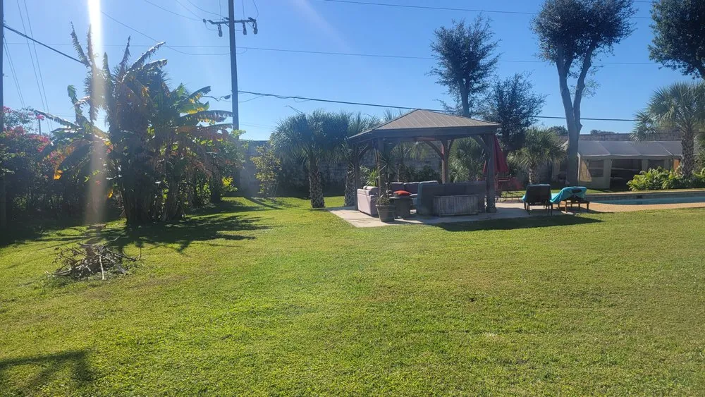 Professional residential landscaping for beautiful yards across Sarasota, FL - RG7 Lawn Service