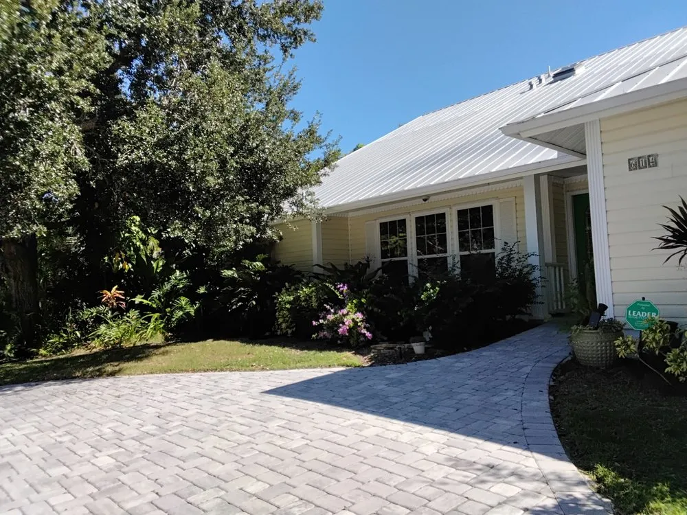 Local residential landscaping experts serving Sarasota, FL - RG7 Lawn Service