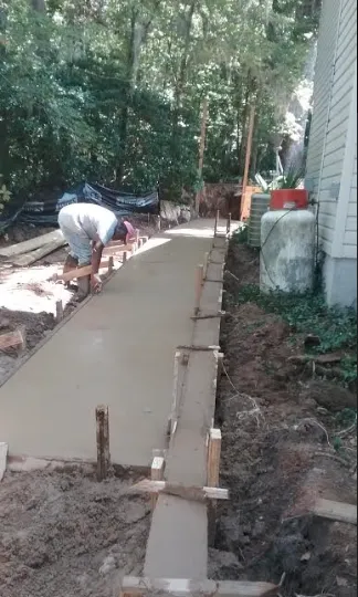 Local outdoor landscaping in Tallahassee, FL by RH Enterprises of North Florida