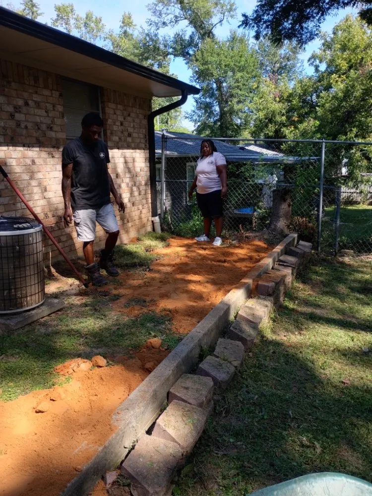 Custom residential landscaping for residential properties in Tyler, TX by R&H Landscaping and Construction